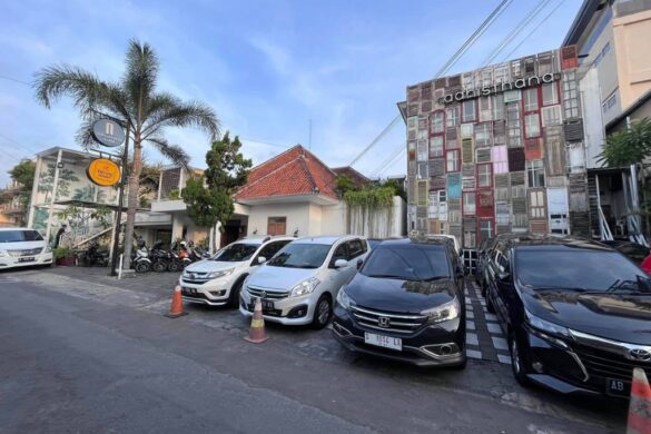 Adhisthana hotel exterior
