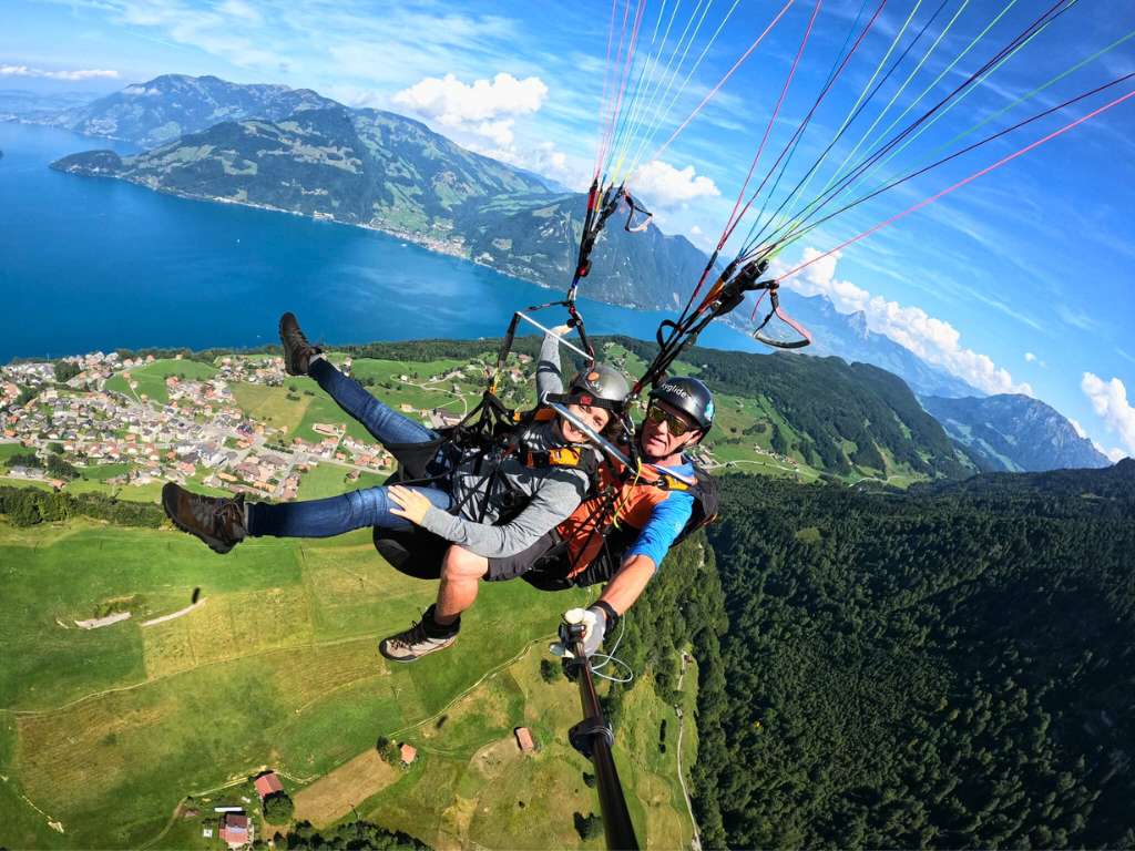 tandem paragliding in lucerne