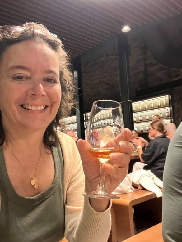 Tasting calem white port